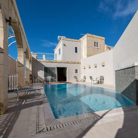 Zeppi'S Luxury Holiday Farmhouse With Private Pool Għarb Esterno foto