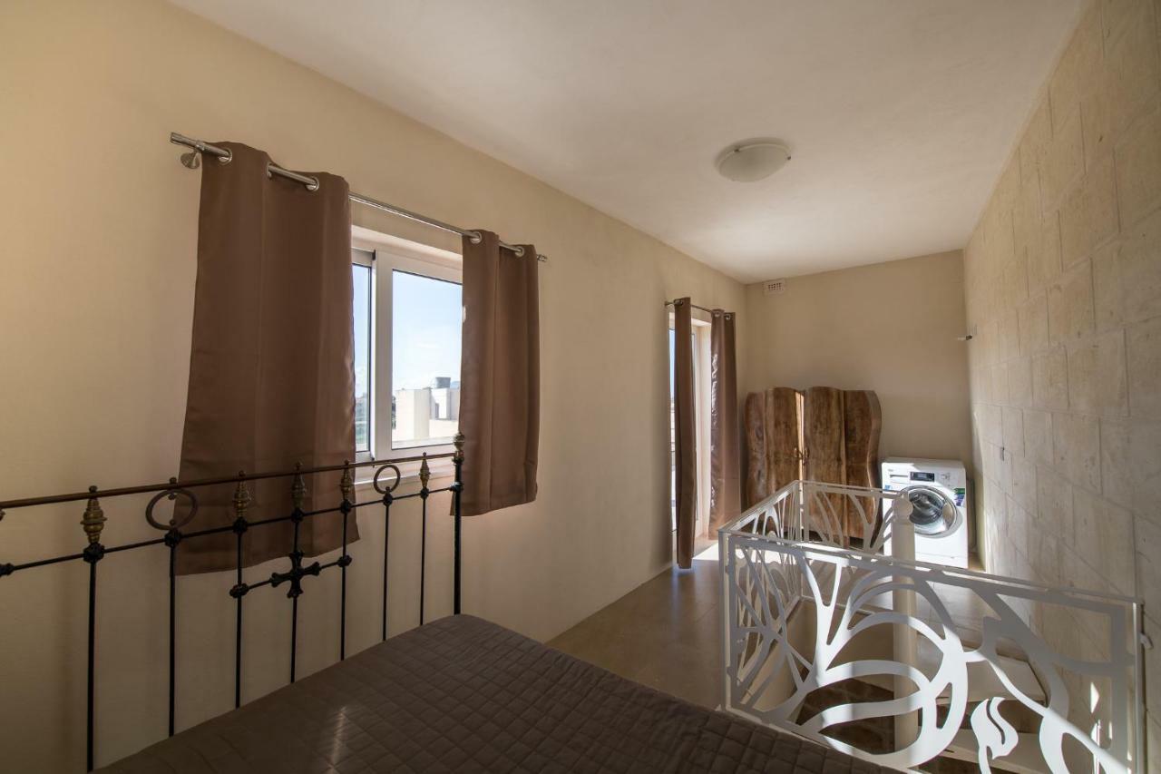 Zeppi'S Luxury Holiday Farmhouse With Private Pool Għarb Esterno foto