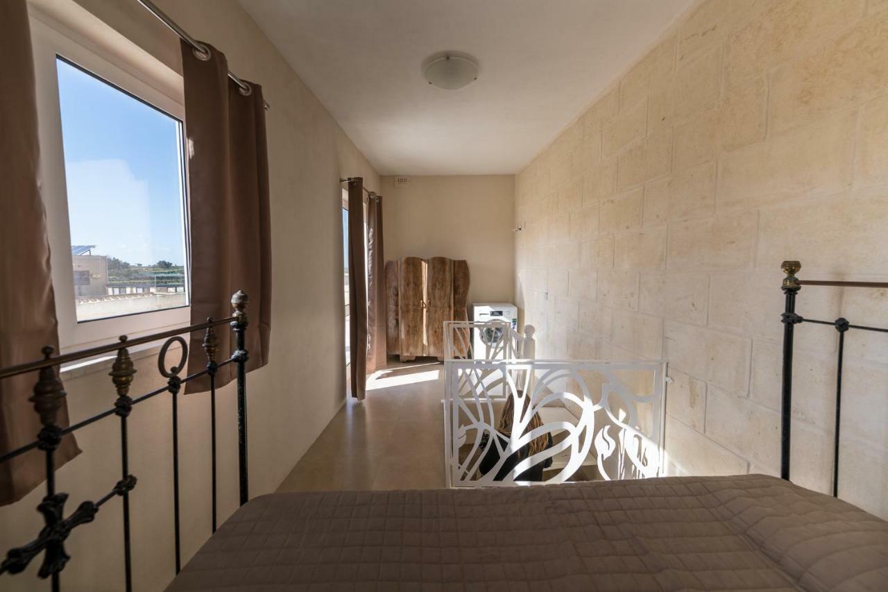 Zeppi'S Luxury Holiday Farmhouse With Private Pool Għarb Esterno foto